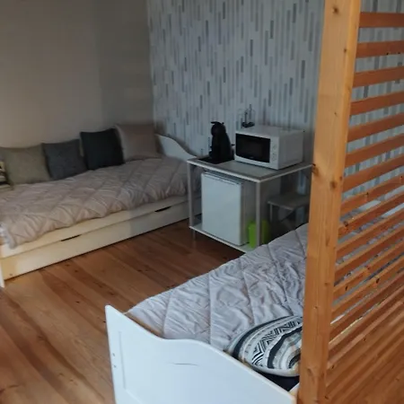 Au Fil Des Champs 3* Berzee